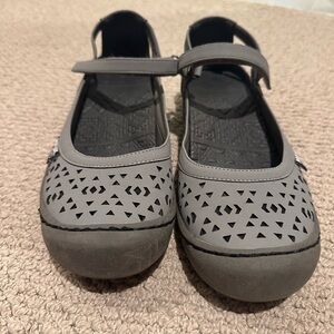 Muk Luks Gray Women's Shoes